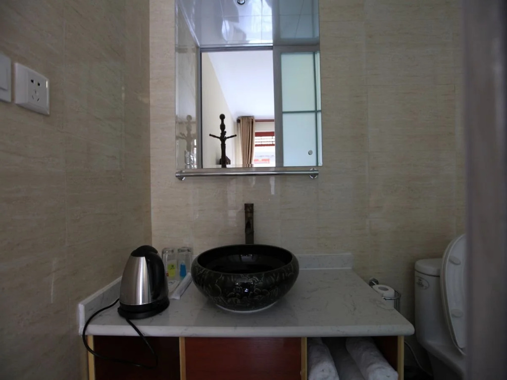 Zhantan Courtyard Hotel