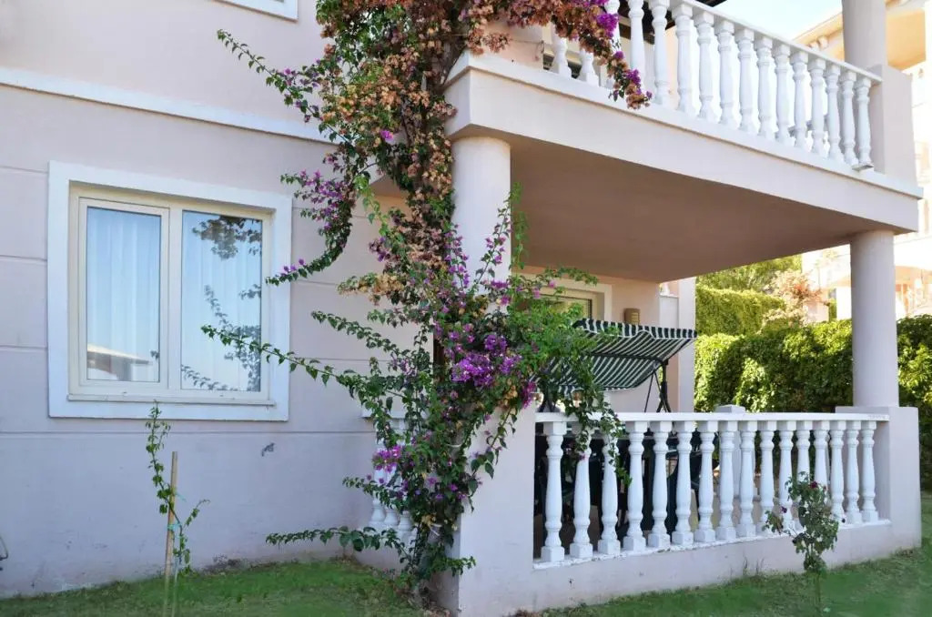 House 30 mins to Bodrum with 21 Pools in Milas