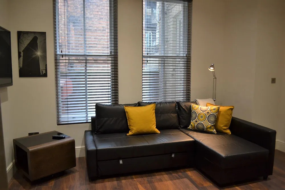 OnPoint Apartments - Deluxe Apartment City Centre Ideal Location!