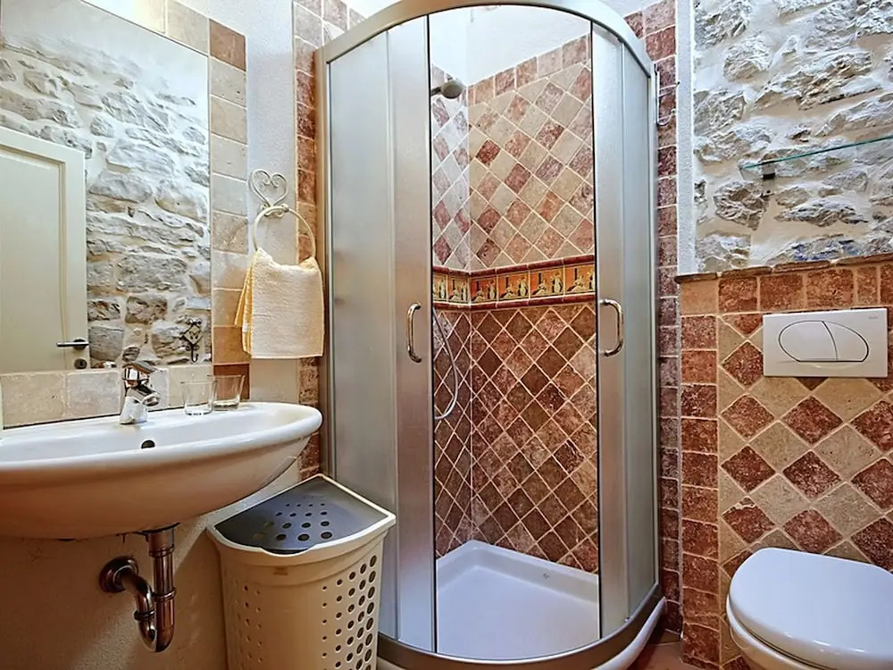 Rustic Villa in Dracevac With Outdoor Pool