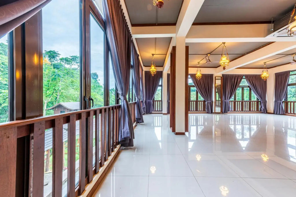 Bentong Eco Wellness Resort 14Room 69Pax by Verano Homestay