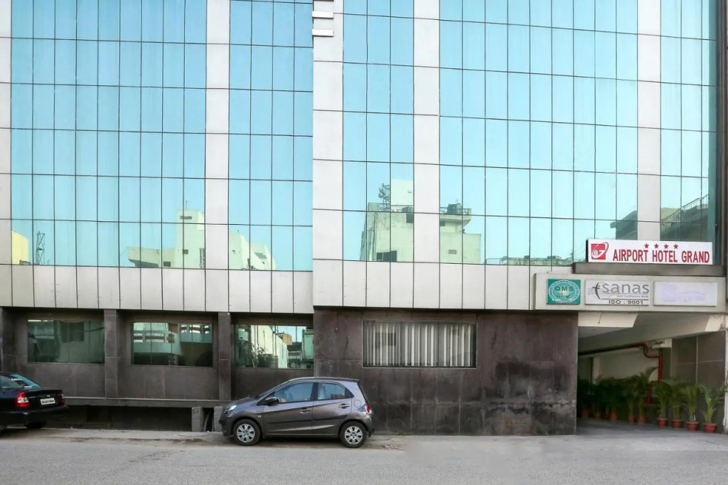 The Grand Mahipalpur