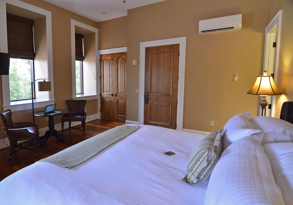 The Bleckley Inn