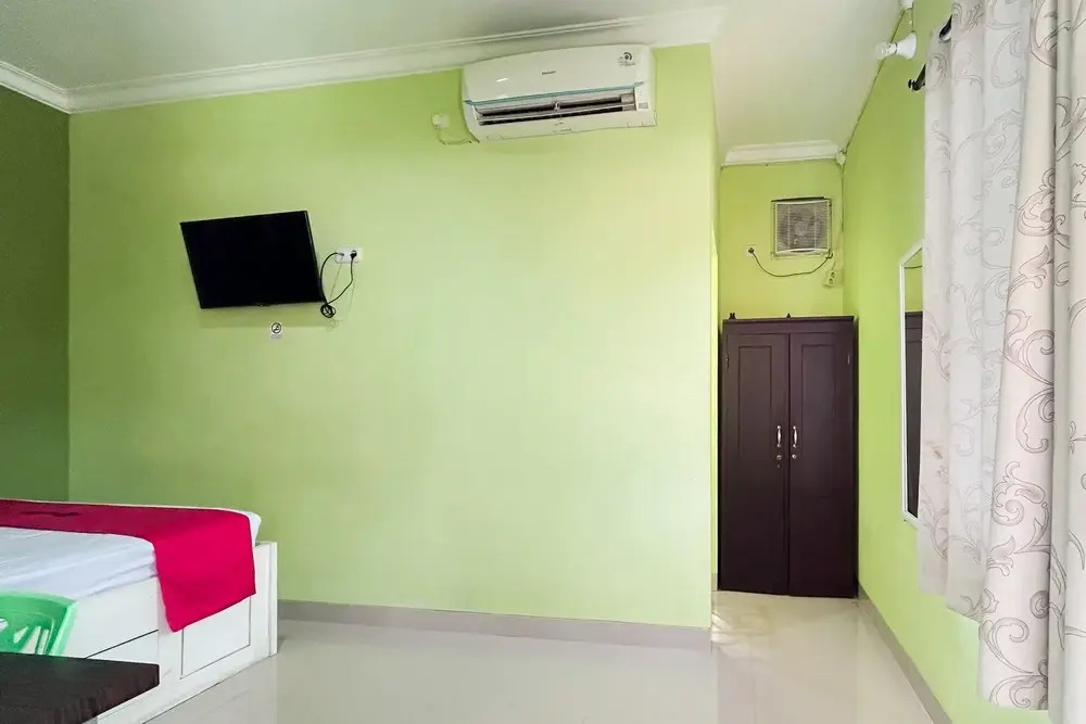 RedDoorz Syariah Near SMA N 6