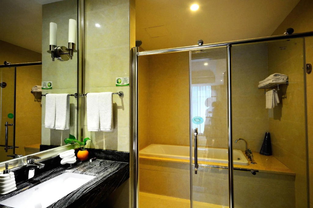 Victory International Hotel