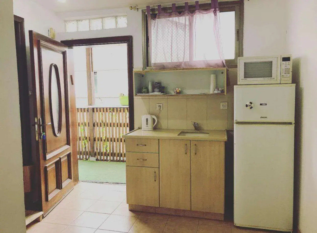 Star Guest- House