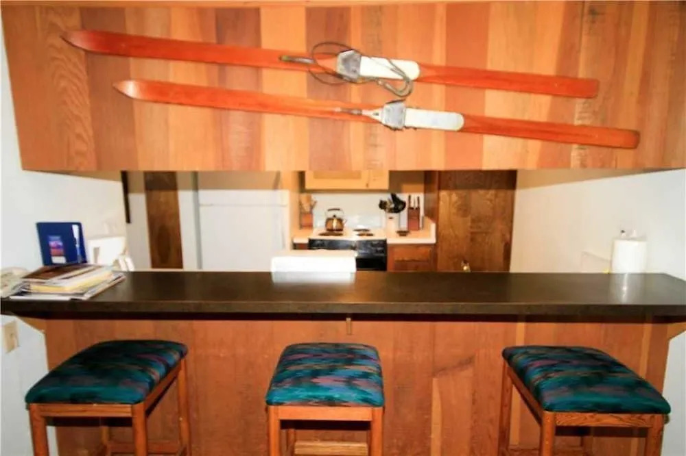 Horizon's 4 169 2 2 Bath 2 Br condo by RedAwning
