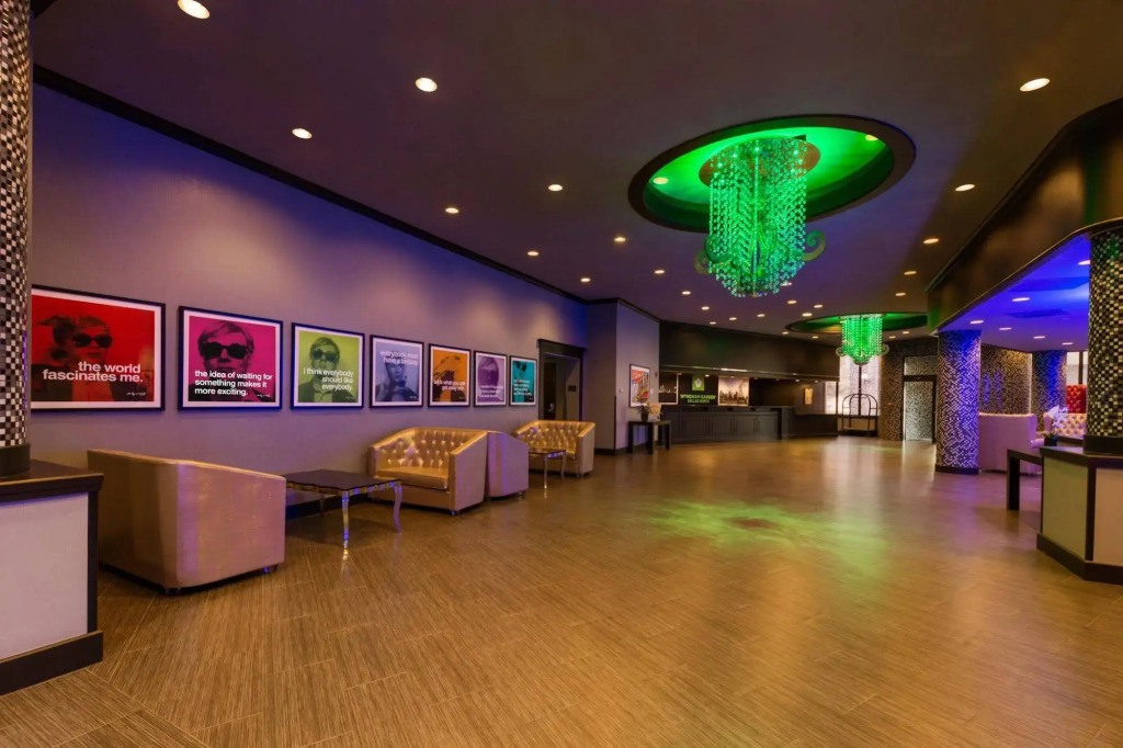 Holiday Inn Select North Dallas