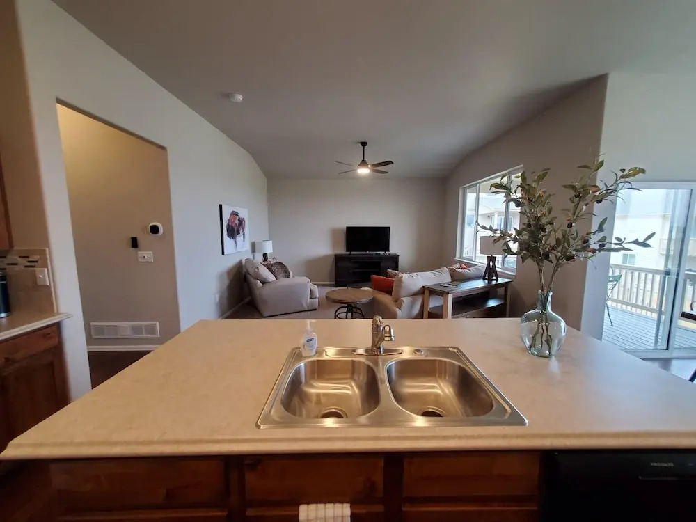 Family-friendly ranch style home near Boyd Lake!