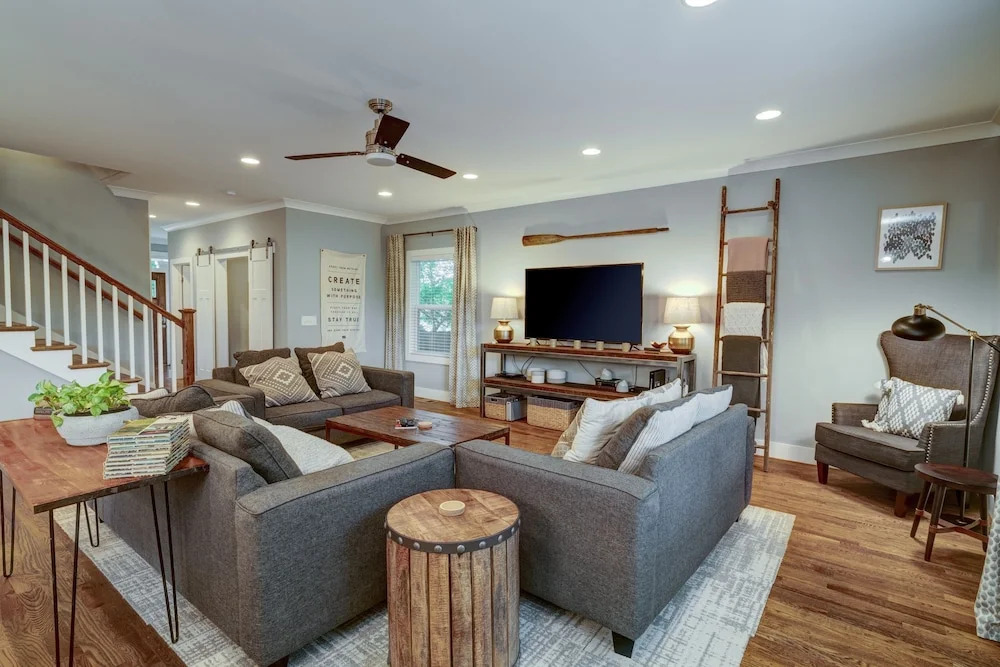 Potter Lane Home - 4 Br Home