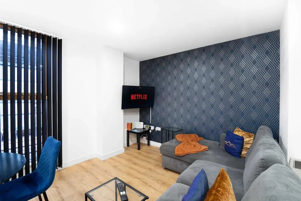2br-city Centre-modern