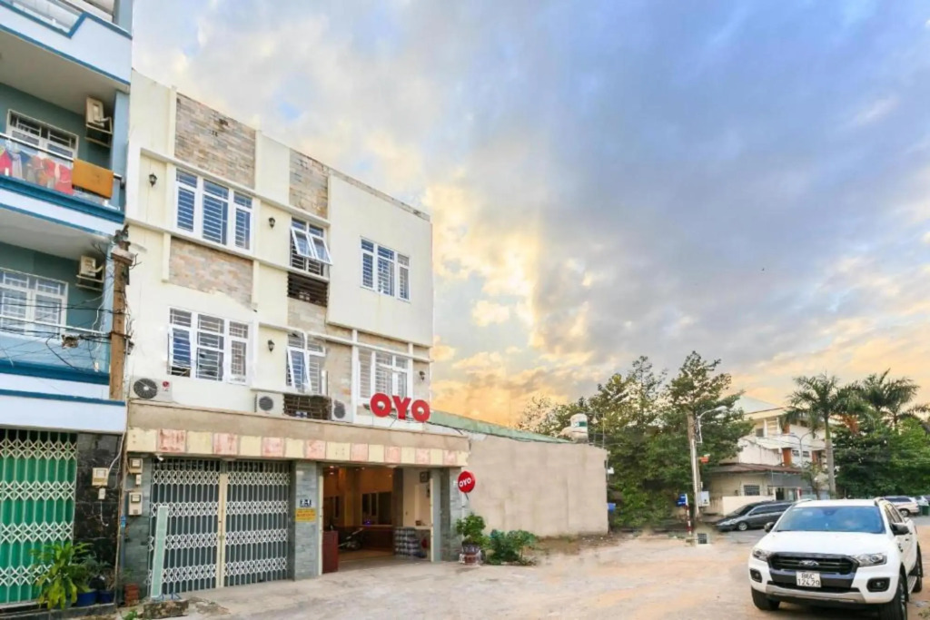 OYO 521 Hoang Anh Hotel