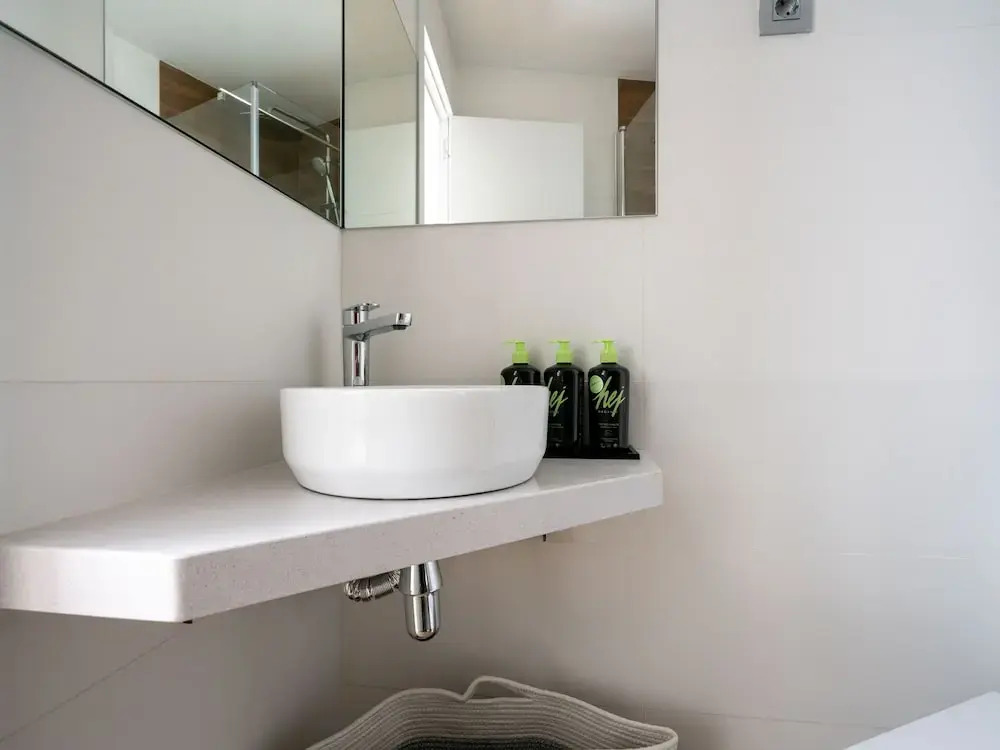 Limehome Barcelona Carrer de Fontcoberta - Digital Access