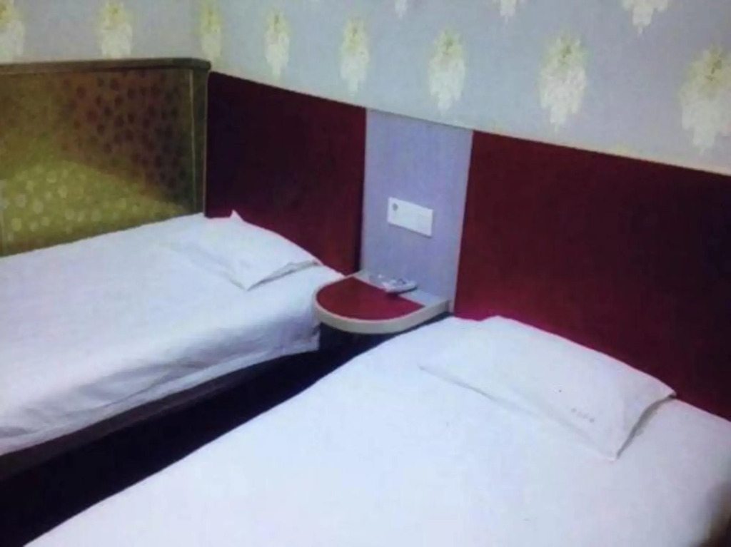 Yihong Hostel
