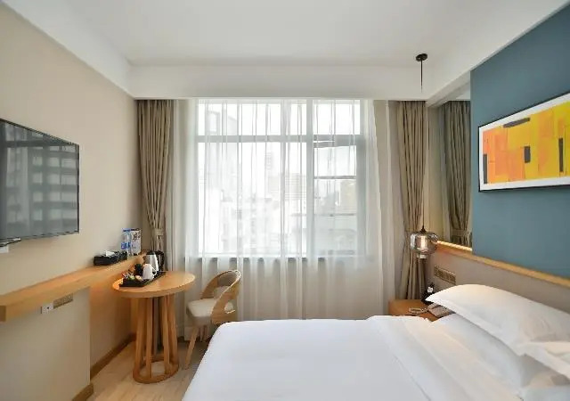 QIfan Hotel Kunming Train Station Branch