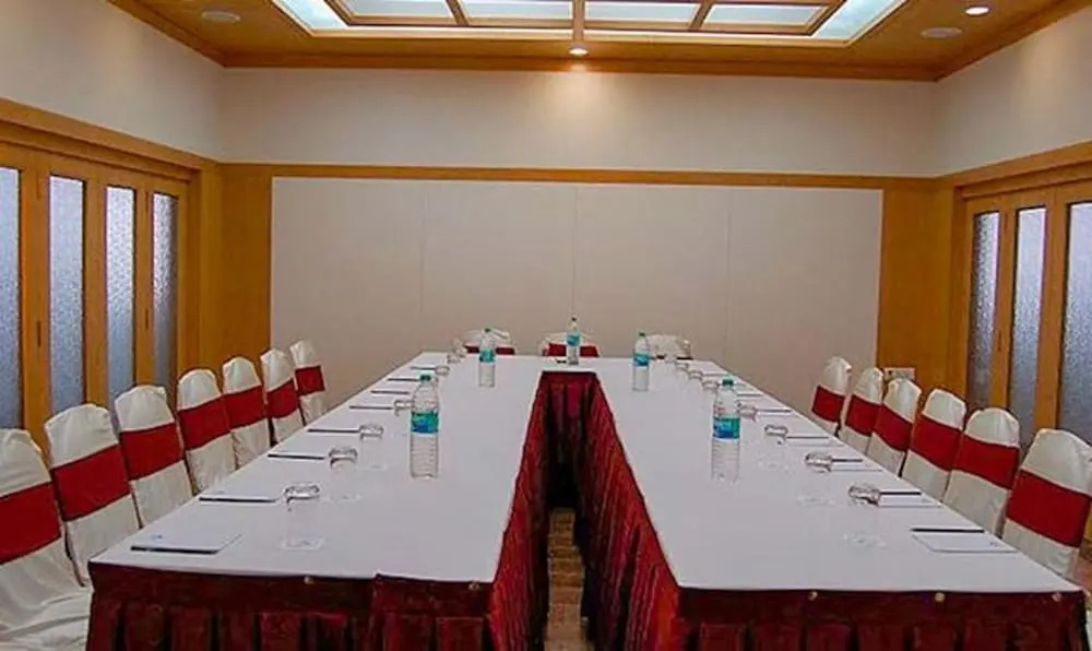 FabHotel Sapphire