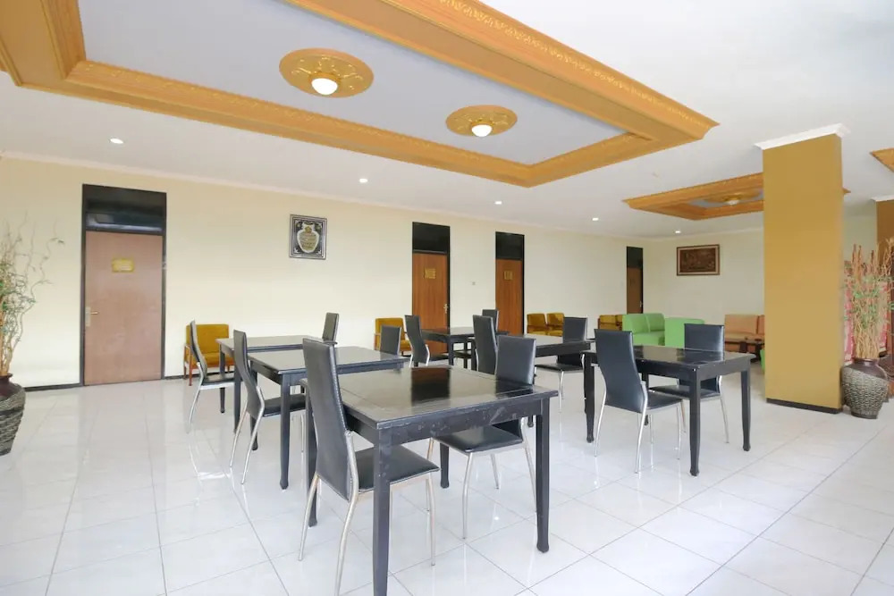 Airy Gondomanan KH Ahmad Dahlan 25 Yogyakarta