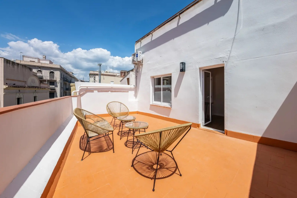 AinB Barcelona Sants Apartments