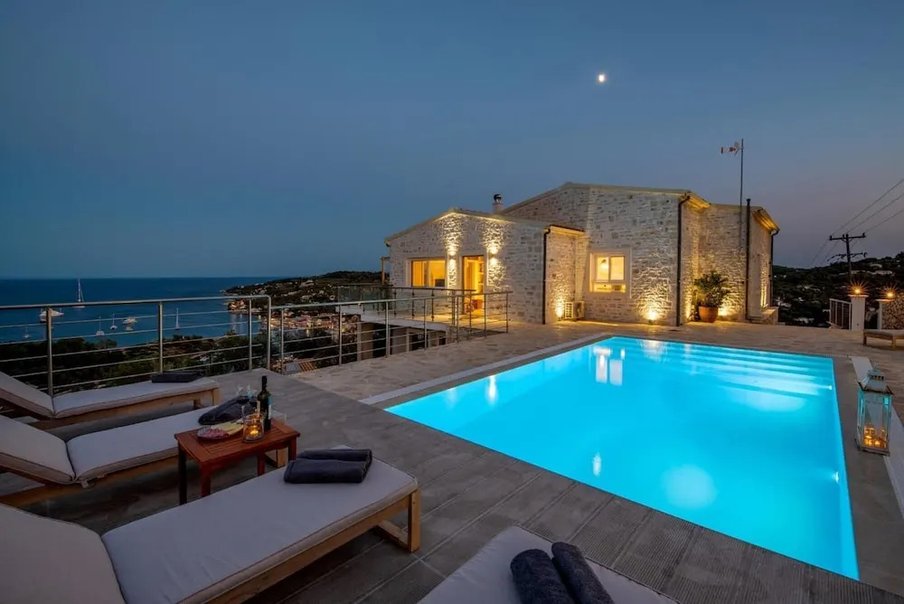 Above Blu Villa by PaxosRetreats