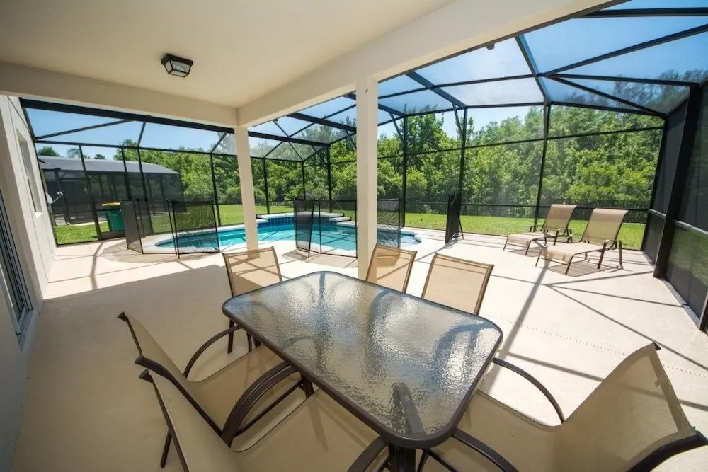 Very Private Pool No Neighbors In Rear! 4 Bedroom Home