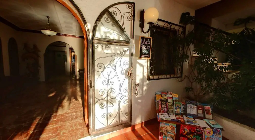 Hotel La Riviera