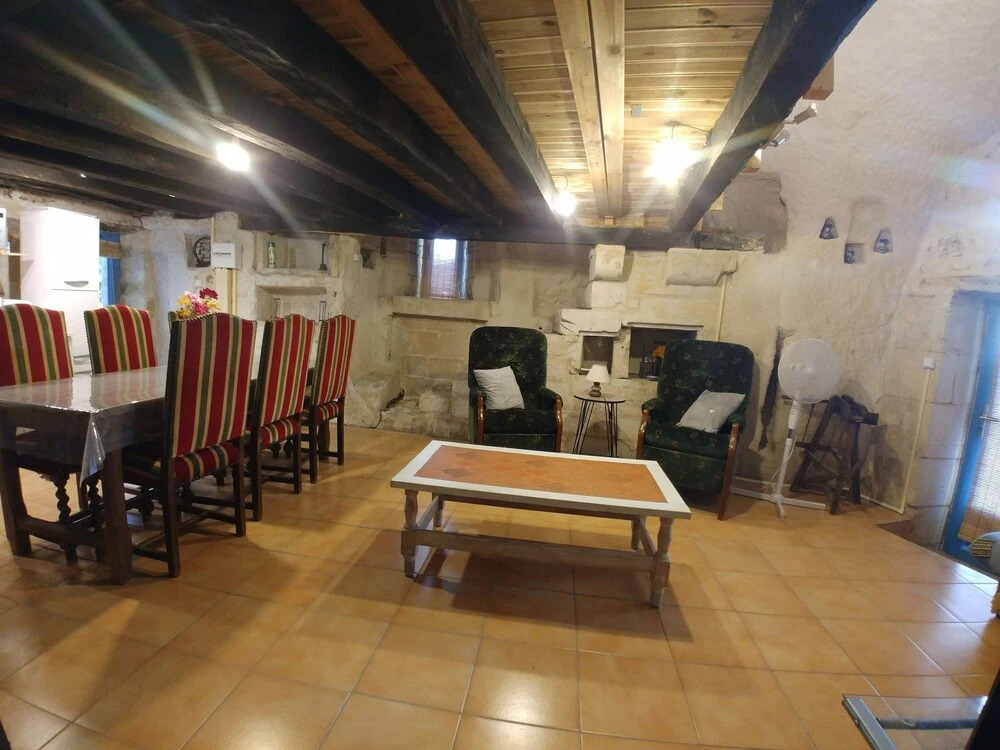 Manoir Le Cristal , Piscine et chambres tempérées