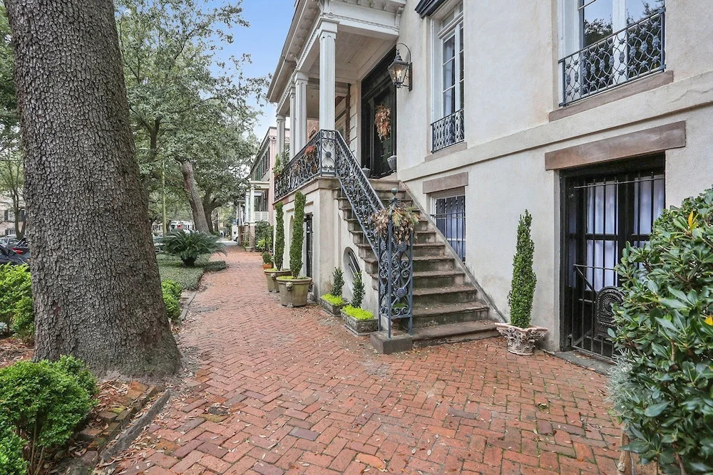 West Jones Apartment Unit #2 2 Bedrooms 1 Bathroom Apts