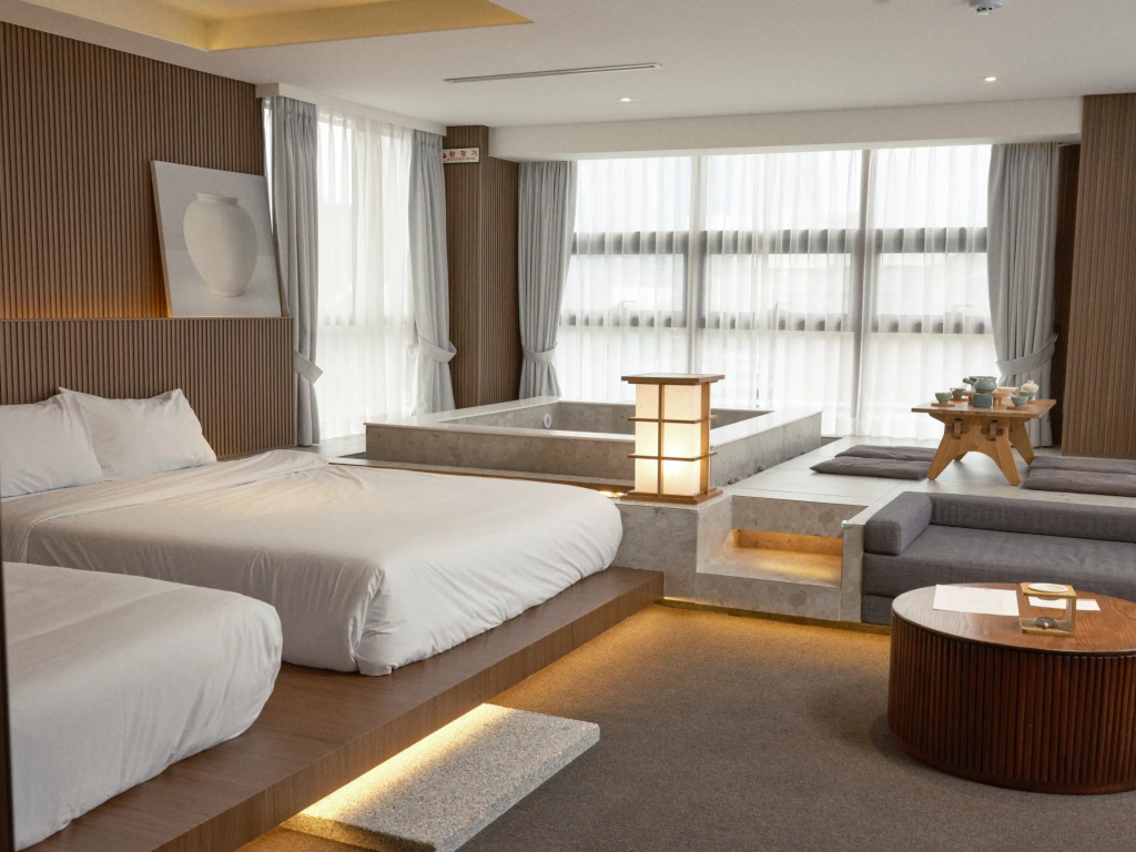 UH Hotel