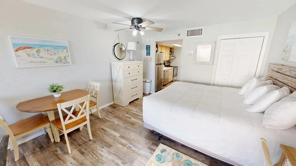 Islander Beach Resort 405 Condo