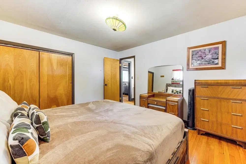 1 Mi to Town: Woodland Park Home w/ Yard!