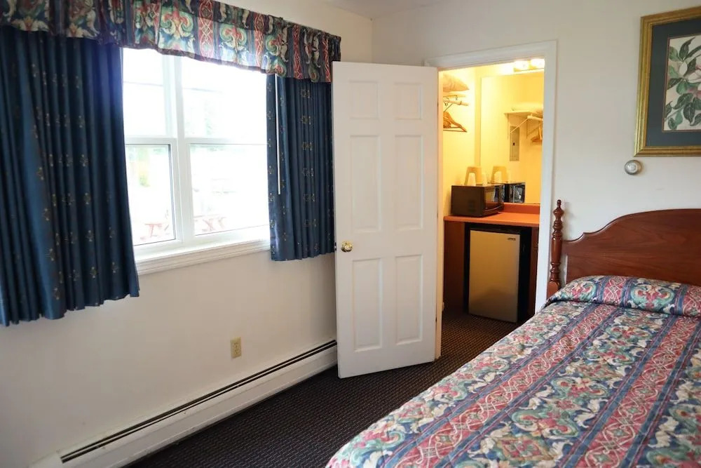 The Villager Motel