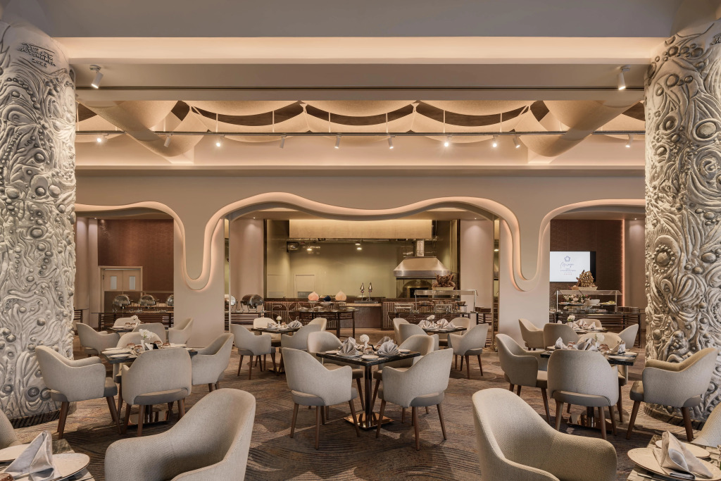 Crowne Plaza Alexandria Mirage by IHG
