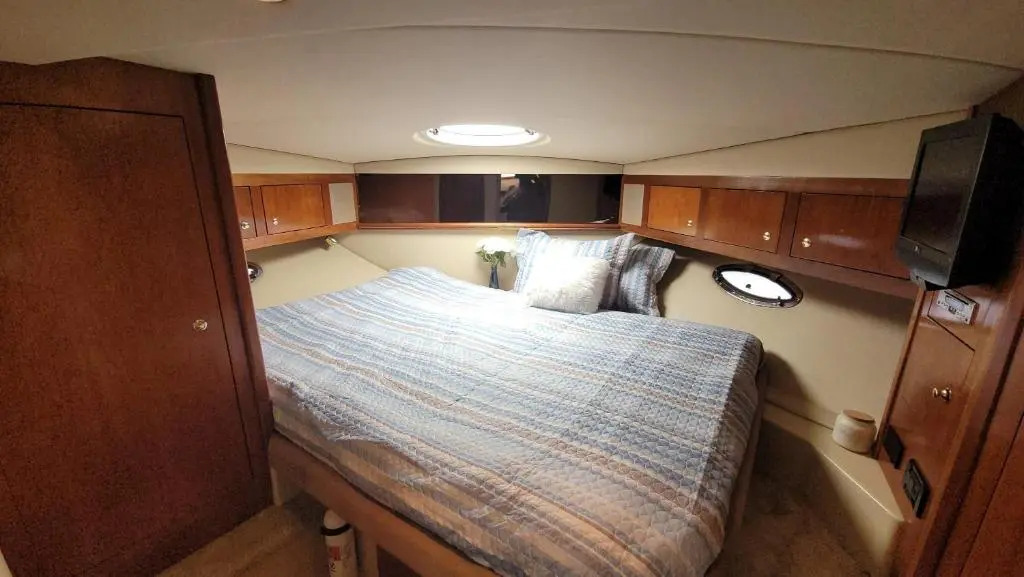 Yachta Yachta Yachta on the wata island and cruise rental