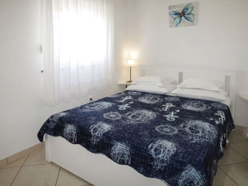 Apartment Yellow Maslenica