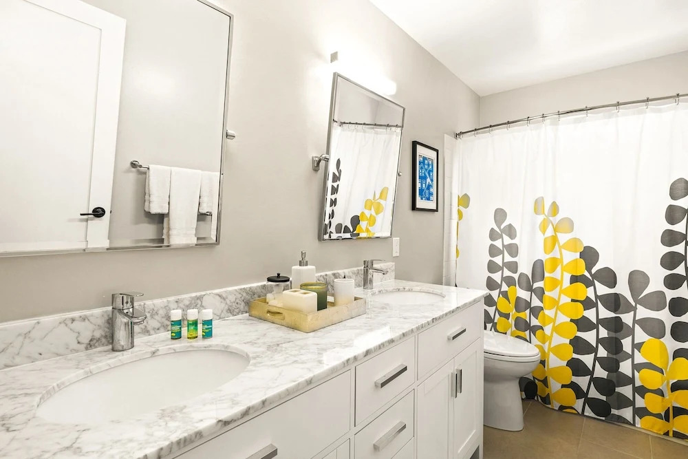1349 Cherry Tree Court Home 4 Bedrooms 3 Bathrooms Home