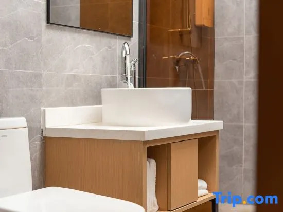 Atour Hotel Apartment (Shunde Shunlian Plaza Jinlong Metro Station)