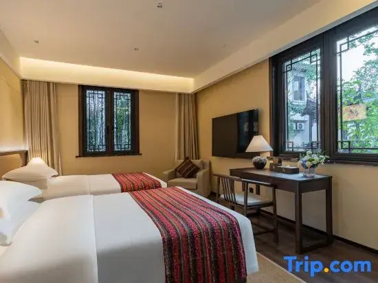 Snowland Dawa Hotel
