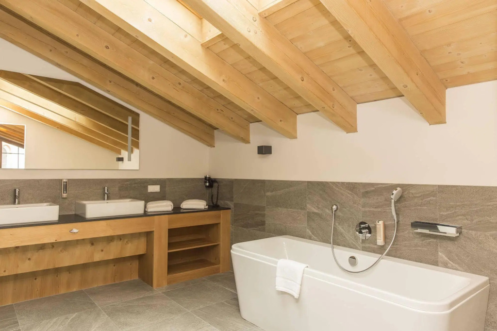 PUR Suites & Chalets