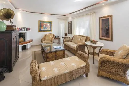 Maio Apartment