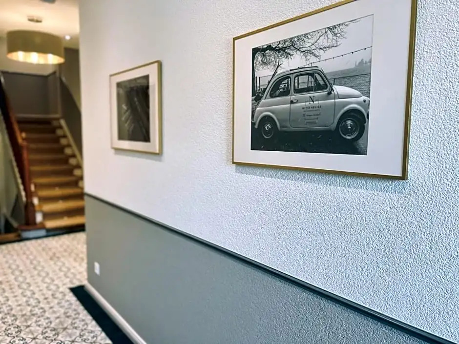 Boutique Hotel & Restaurant Niesenblick - Lakefront rooms with balcony on Lake Thun - SELF CHECK IN & digitale Reception