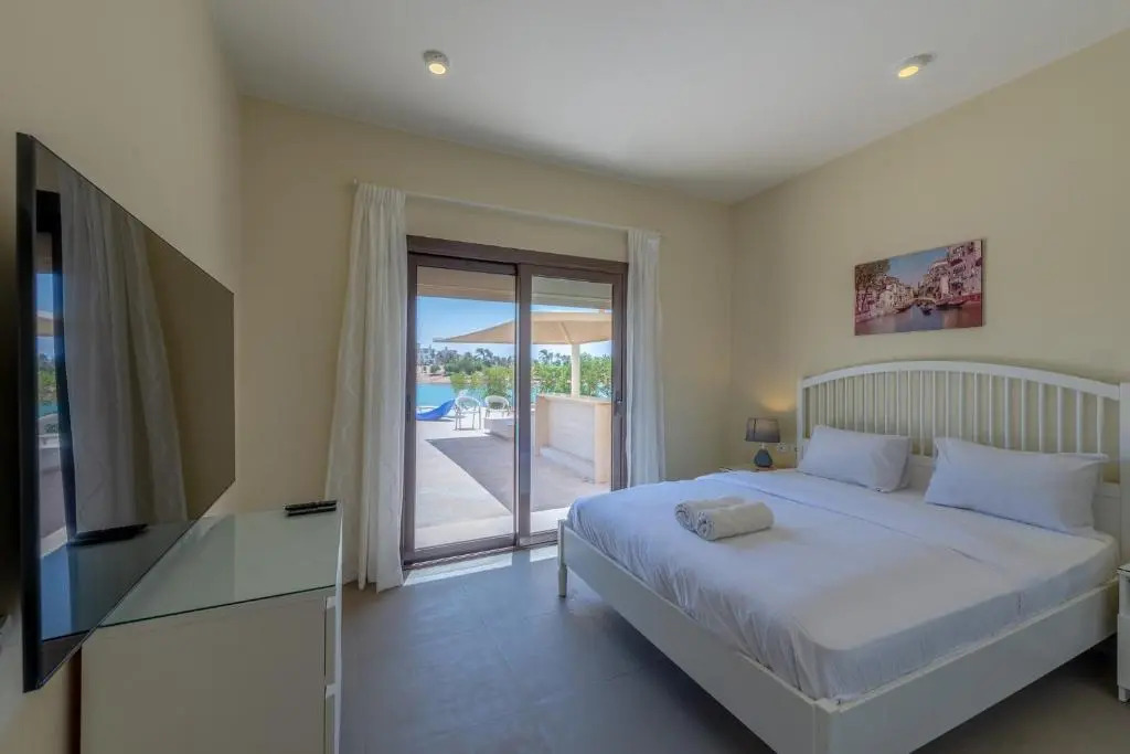 Joubal Lagoon II 4-Bedroom Villa with Private Pool & Lagoon Views