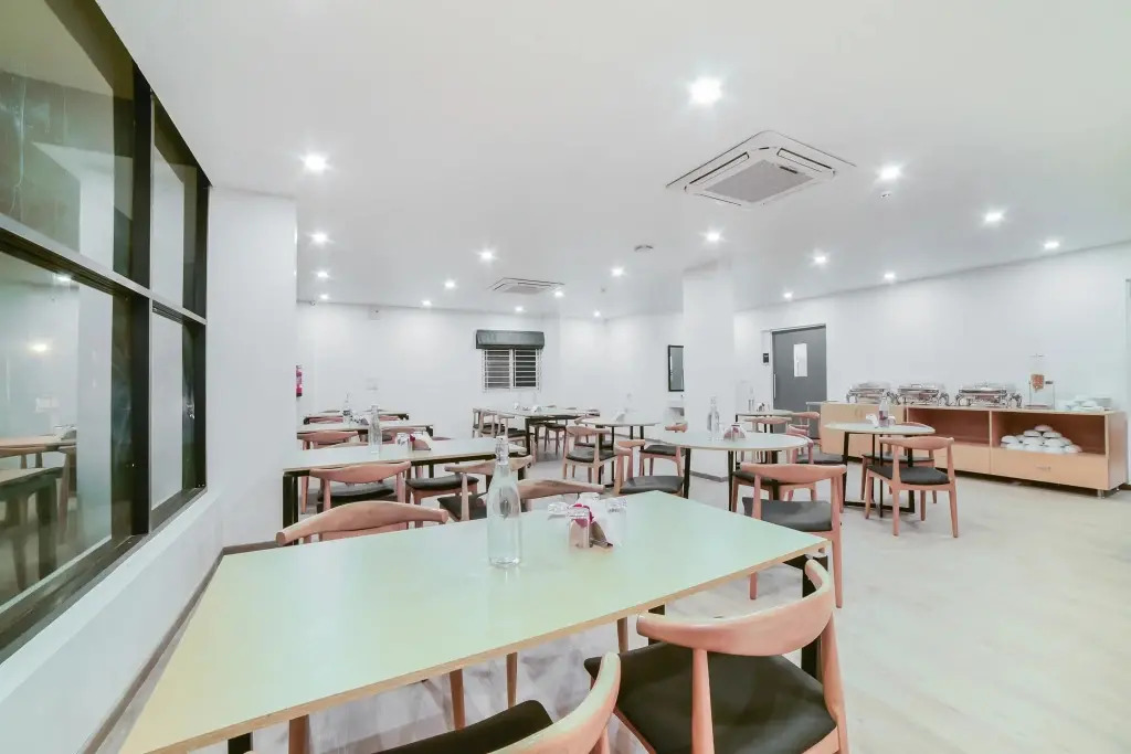 OYO Townhouse Boutique Design 363 Sarjapur Near 7D Voyage