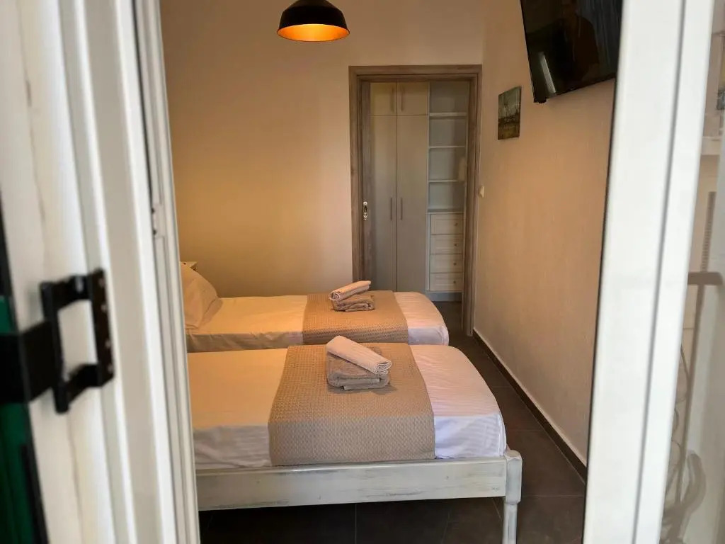 Angelos House Deluxe Apartments