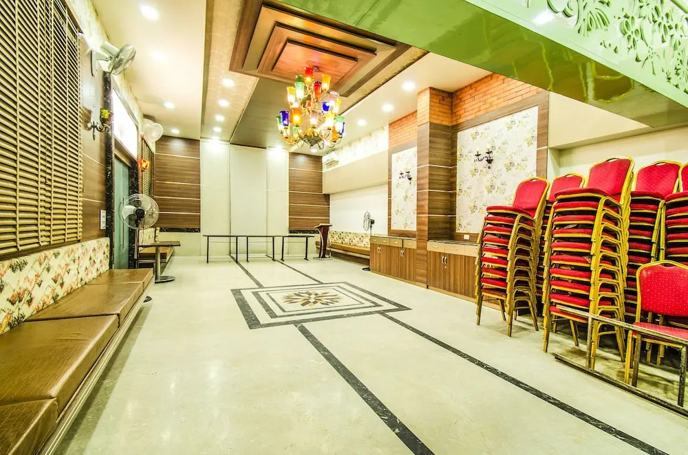 OYO Rooms Pimpri Finolex Chowk