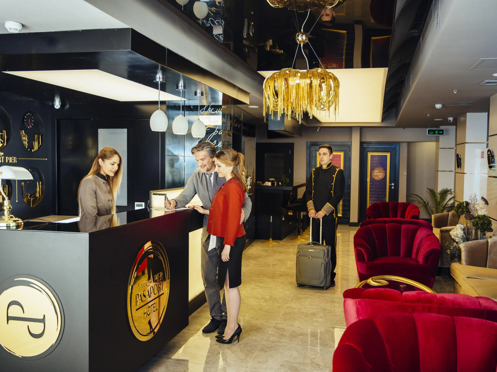 Pasaport Pier Hotel