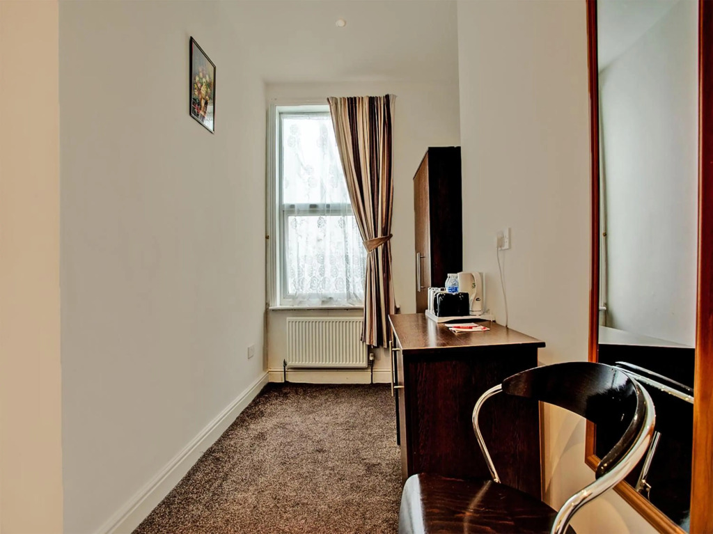 The Waverley Hotel