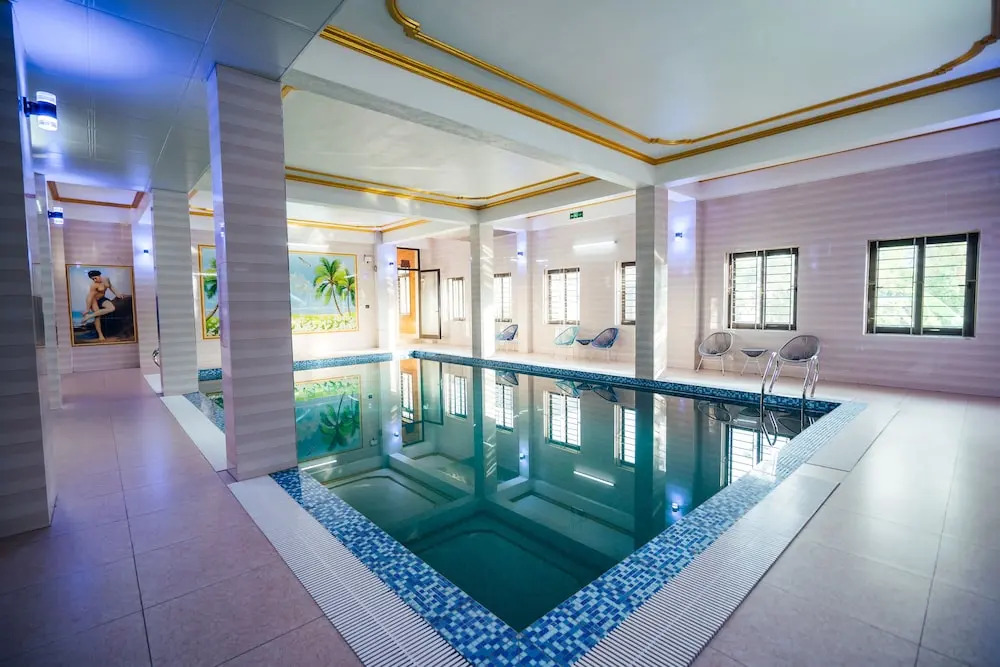 Nam Hong Hotel
