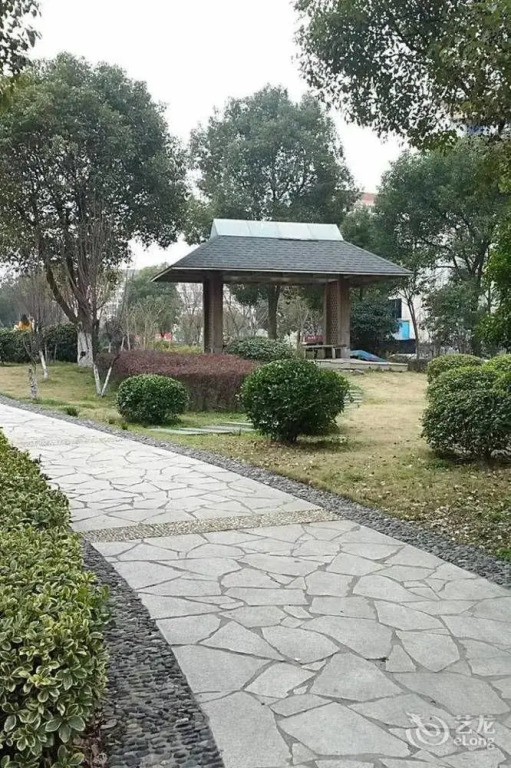 Vienna International Hotel (Jiaxing College)
