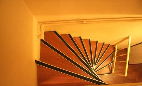 Aslan Apartments