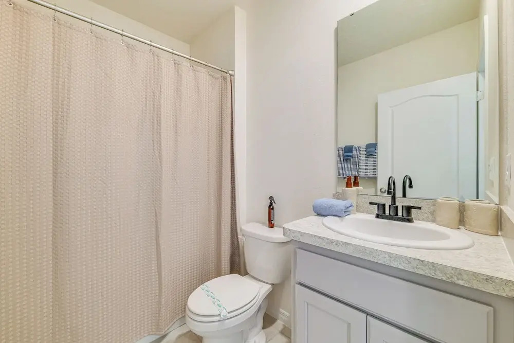 Davenport Basecamp! 3BR Family Home w/ Patio